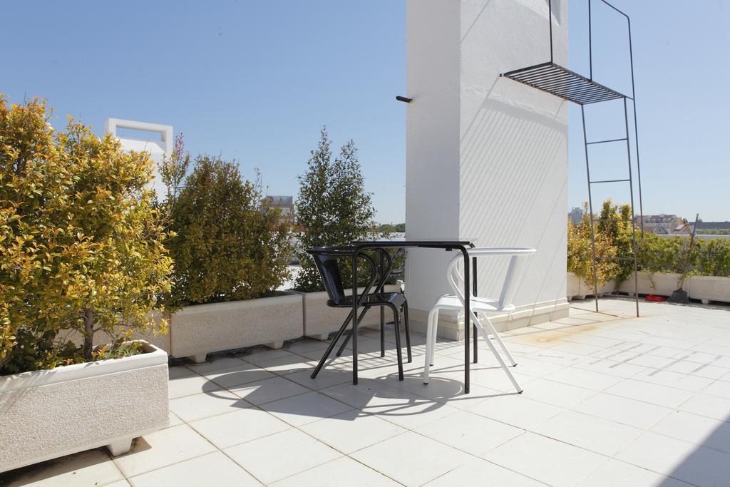 Dome Sao Bento Hotel Lisbon Exterior photo